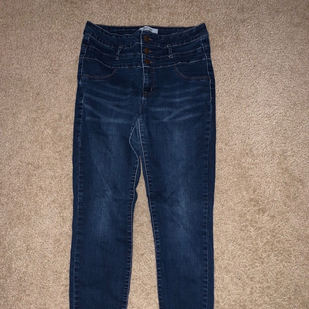 Stretchy jeans